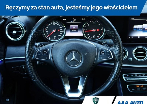 Mercedes-Benz Klasa E cena 90000 przebieg: 197272, rok produkcji 2017 z Pabianice małe 436